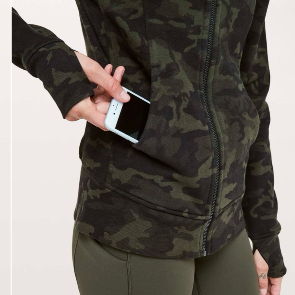 Lululemon Scuba Hoodie size 6 Camo - Picture 3 of 8